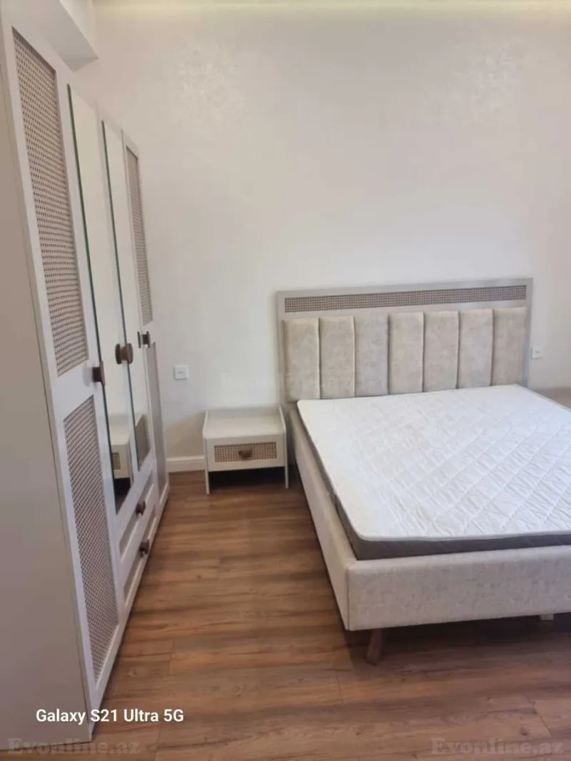 Kirayə verilir 3 otaqlı Mənzil Yeni tikili 130 m² Xətai r. - şəkil 6