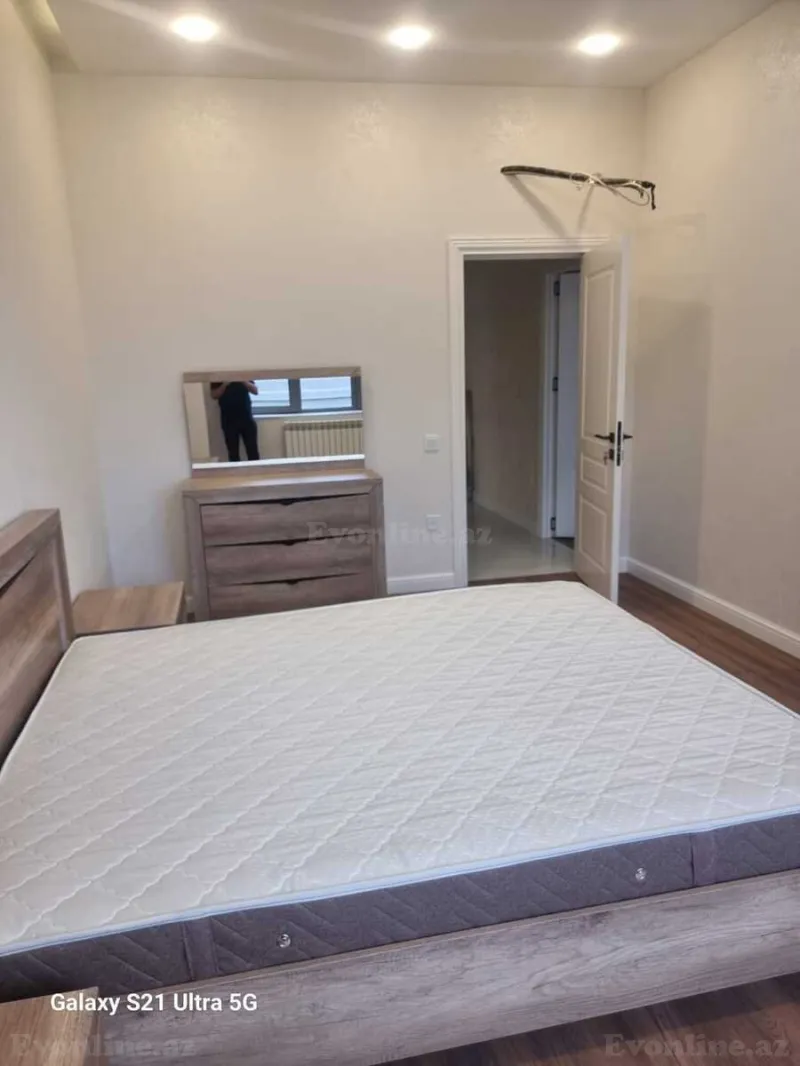 Kirayə verilir 3 otaqlı Mənzil Yeni tikili 130 m² Xətai r. - şəkil 8