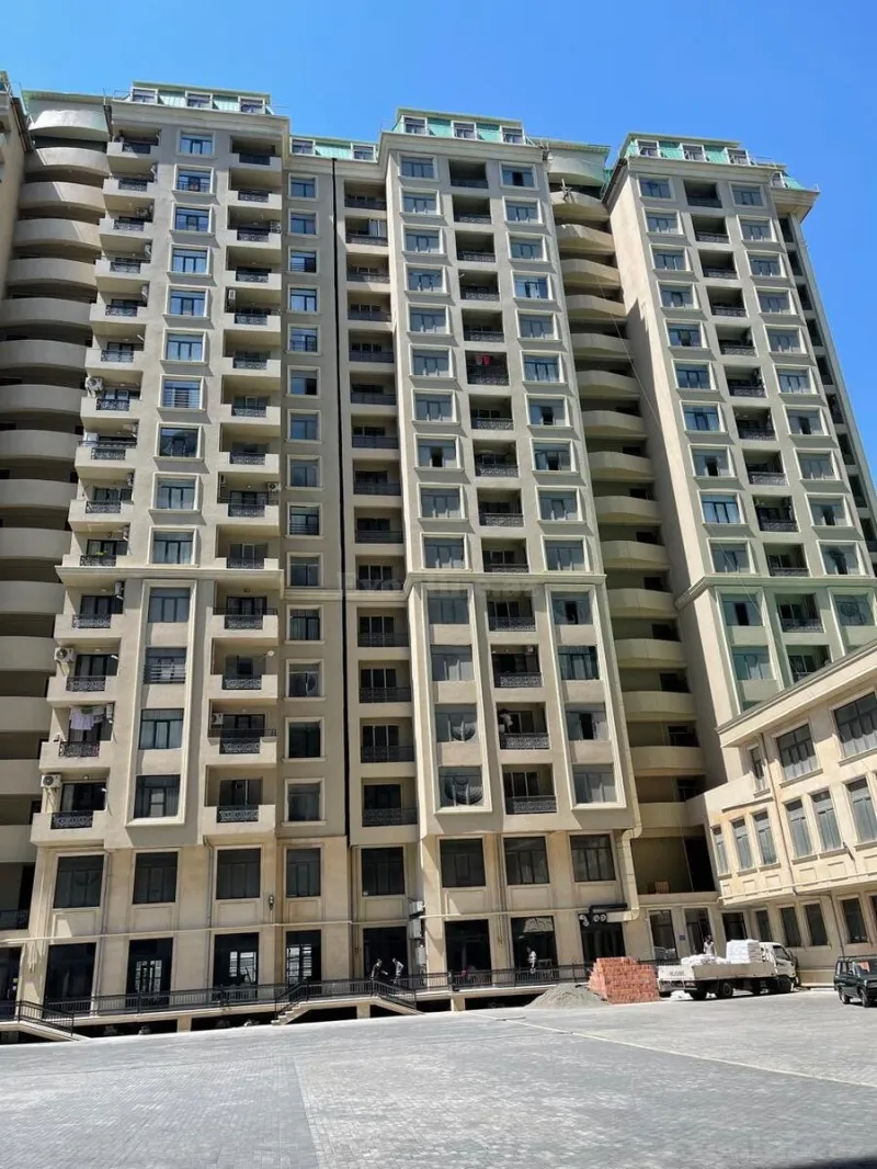 Satılır 2 otaqlı Mənzil Yeni tikili 80 m² Xətai m.