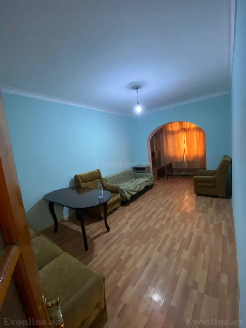 Satılır 2 otaqlı Mənzil Köhnə tikili 70 m² Elmlər Akademiyası m. - şəkil 2
