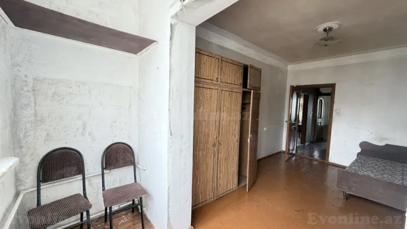 Satılır 2 otaqlı Mənzil Köhnə tikili 62 m² Suraxanı r.