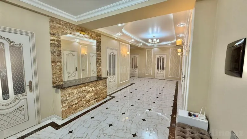 5 otaqlı Mənzil 227 m² Xətai m. Satılır