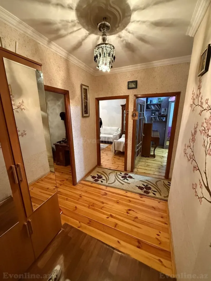 Satılır 3 otaqlı Mənzil Köhnə tikili 80 m² Qaraçuxur - şəkil 5