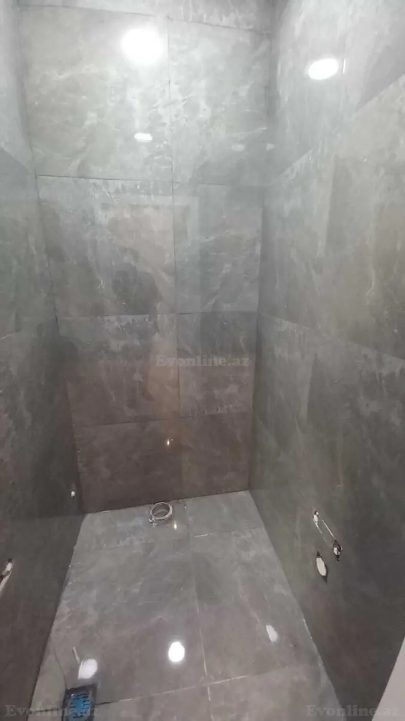 Satılır 2 otaqlı Mənzil Yeni tikili 85 m² 5-ci mikrorayon - şəkil 16