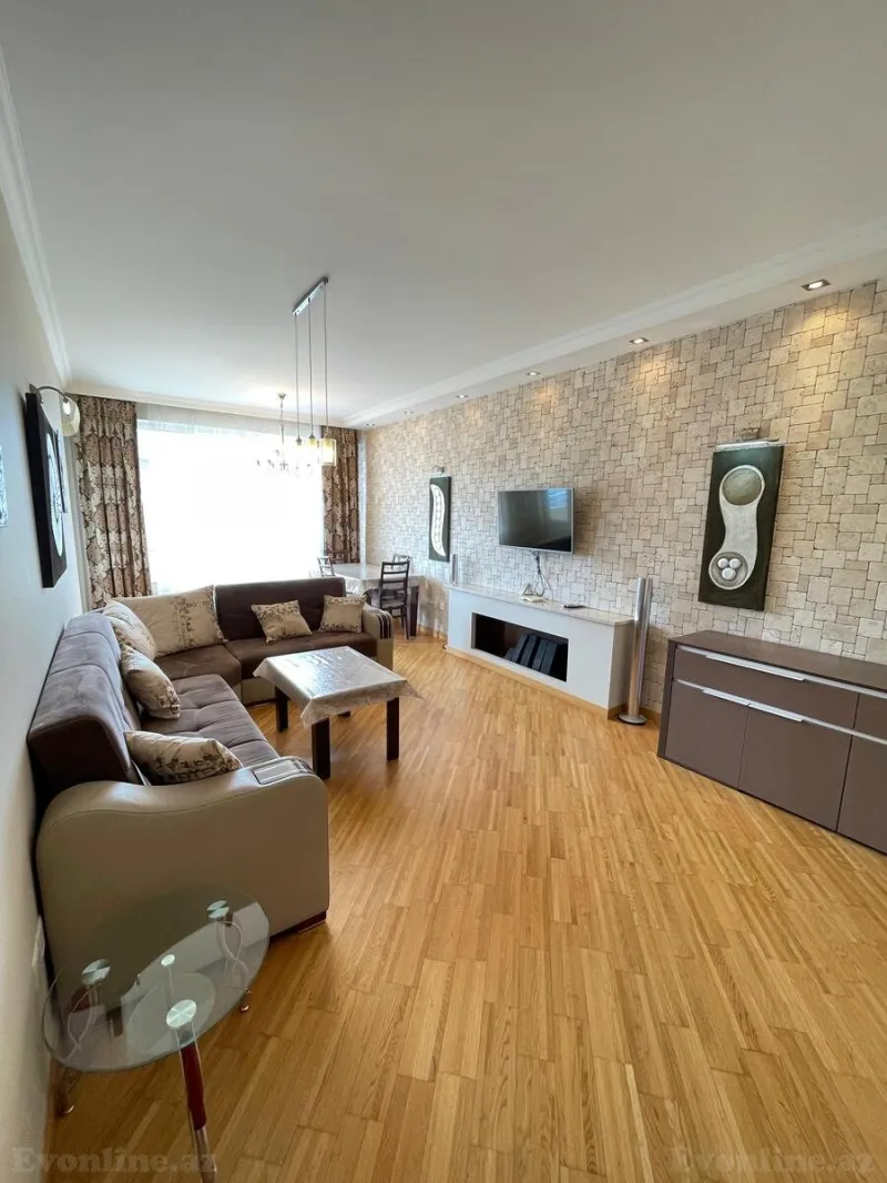 Kirayə verilir 2 otaqlı Mənzil Yeni tikili 96 m² Xətai m.