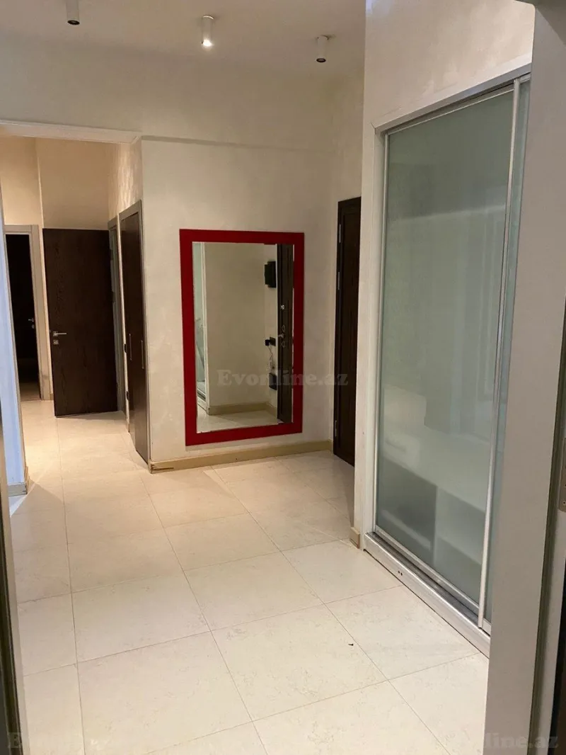 Kirayə verilir 3 otaqlı Mənzil Yeni tikili 126.5 m² Nəsimi r. - şəkil 13