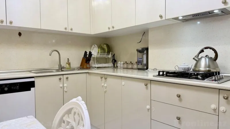 Satılır 3 otaqlı Mənzil Köhnə tikili 70 m² Xətai r. - şəkil 7