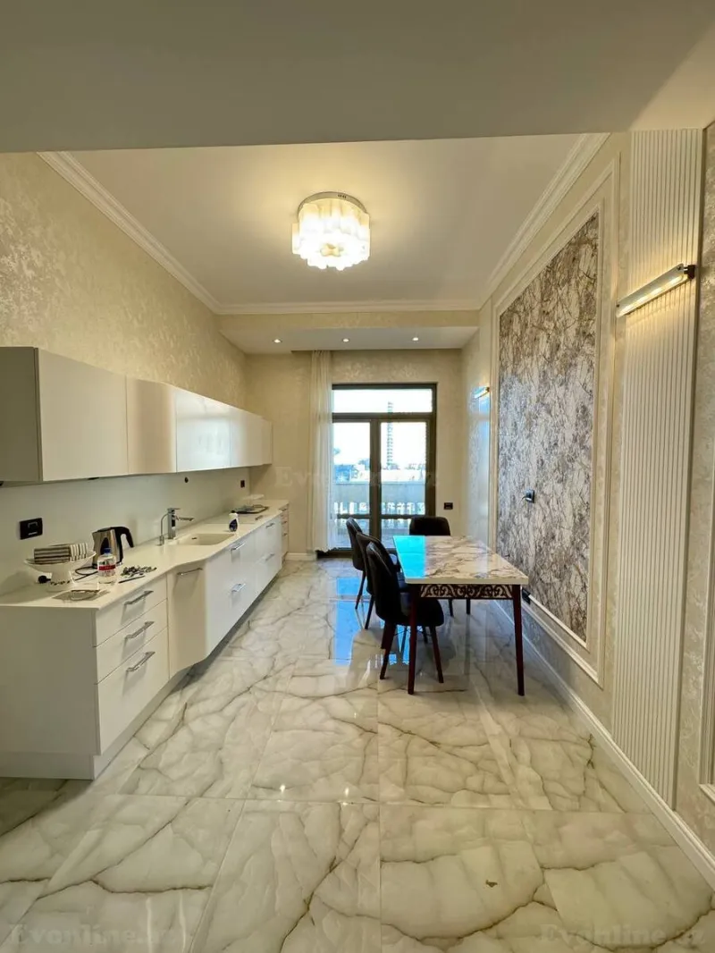 Satılır 3 otaqlı Mənzil Yeni tikili 166 m² Nizami m. - şəkil 6