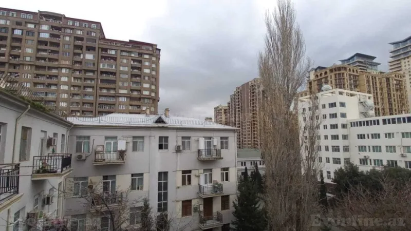 3 otaqlı Mənzil 80 m² 28 May m. Kirayə verilir