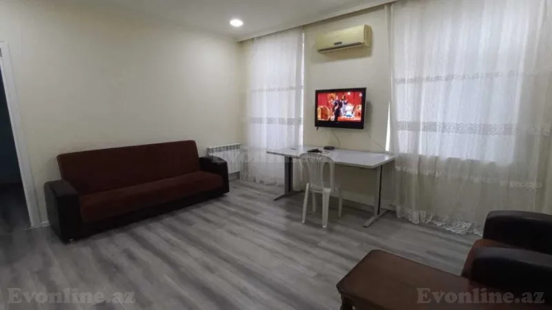 Kirayə verilir 3 otaqlı Mənzil Köhnə tikili 80 m² 28 May m. - şəkil 2