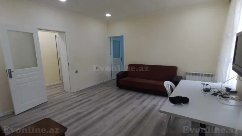 Kirayə verilir 3 otaqlı Mənzil Köhnə tikili 80 m² 28 May m. - şəkil 4