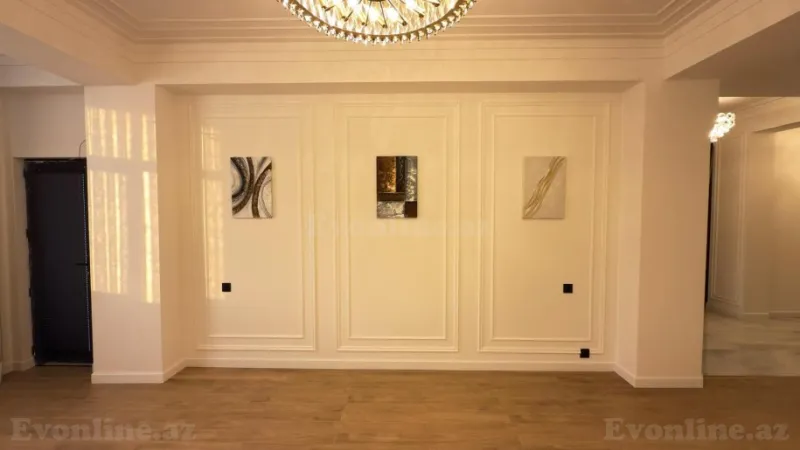Satılır 3 otaqlı Mənzil Yeni tikili 100 m² 28 May m.