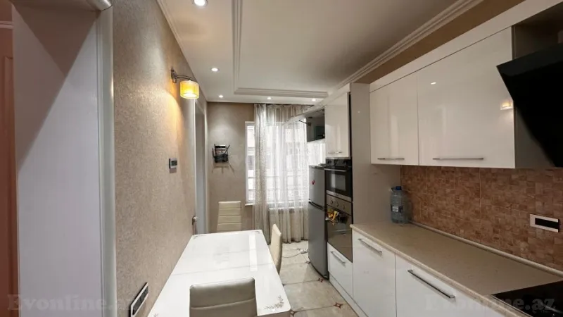 Kirayə verilir 2 otaqlı Mənzil Yeni tikili 90 m² Nəsimi r. - şəkil 6