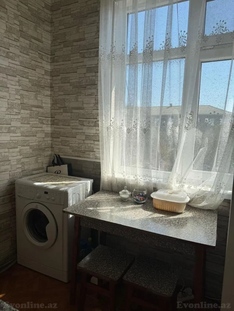 Kirayə verilir 1 otaqlı Mənzil Köhnə tikili 45 m² Gənclik m. - şəkil 10