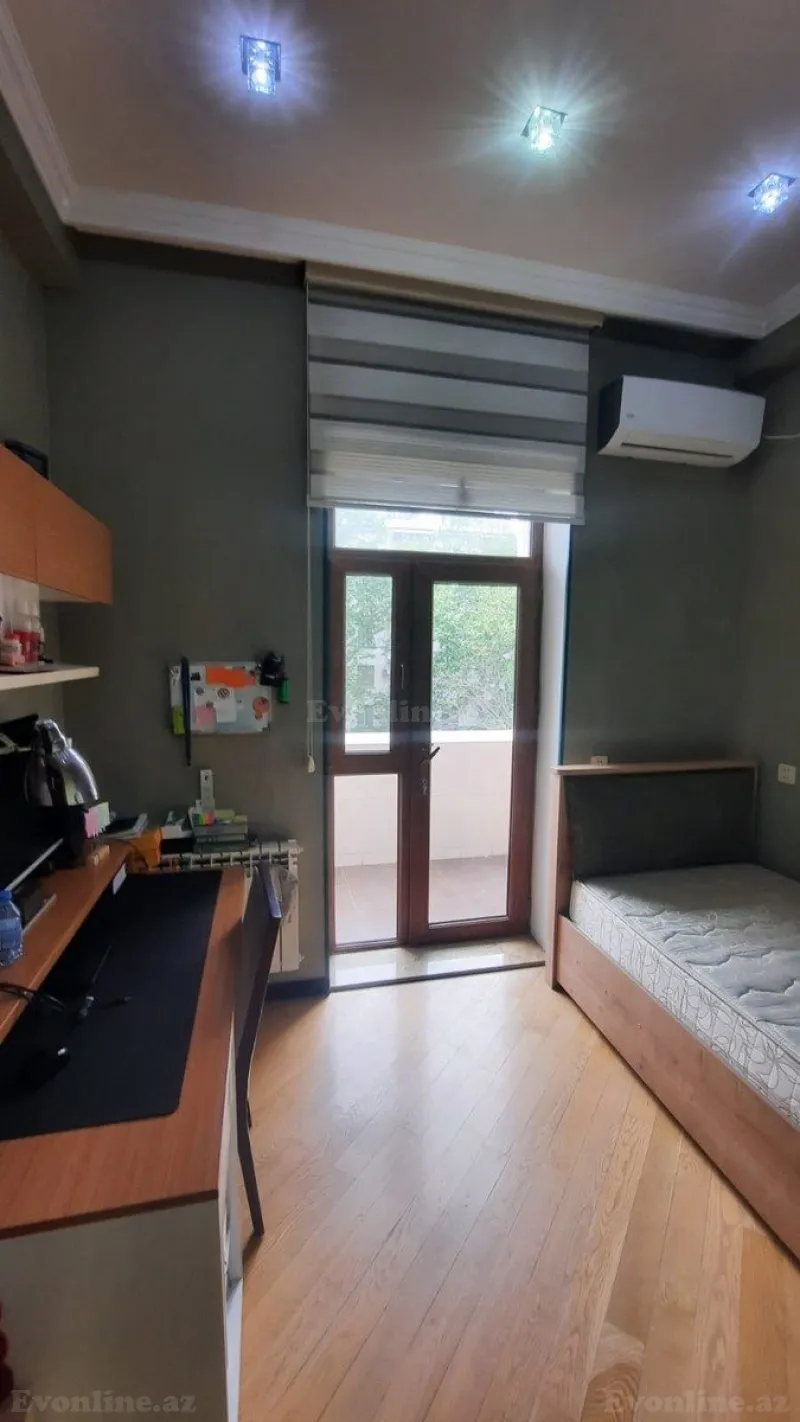 Satılır 3 otaqlı Mənzil Köhnə tikili 86 m² Nizami m. - şəkil 2