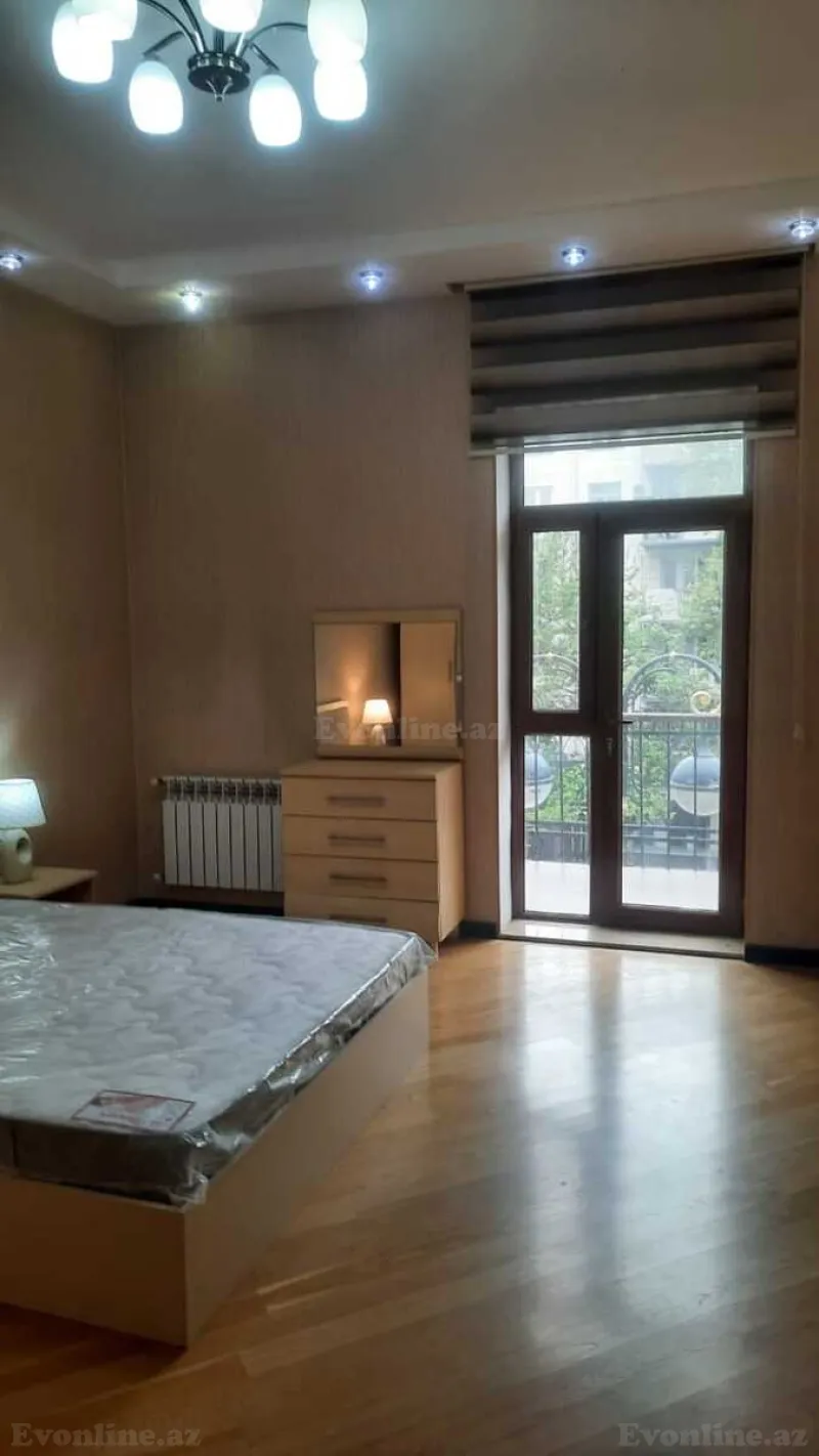 Satılır 3 otaqlı Mənzil Köhnə tikili 86 m² Nizami m. - şəkil 3