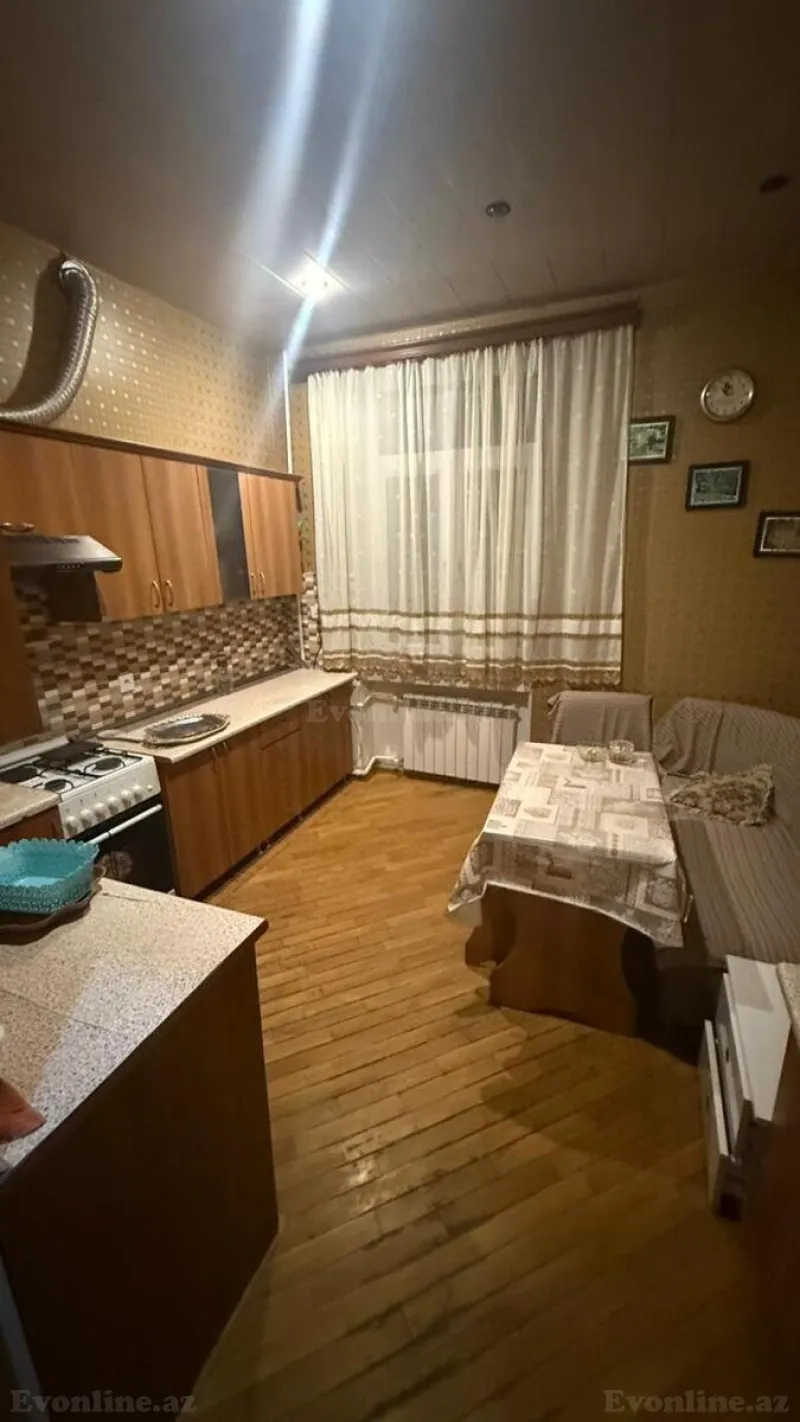 Kirayə verilir 2 otaqlı Mənzil Köhnə tikili 70 m² Nəriman Nərimanov m. - şəkil 5
