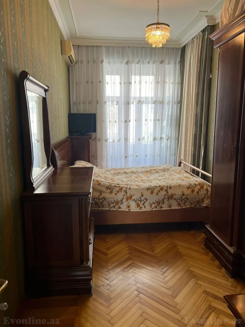 Satılır 3 otaqlı Mənzil Köhnə tikili 84 m² 28 May m. - şəkil 5