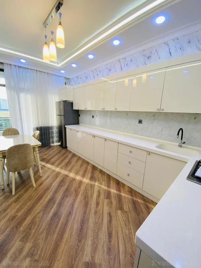 Satılır 2 otaqlı Mənzil Yeni tikili 100 m² Nəsimi r. - şəkil 9