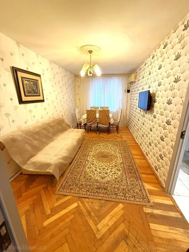 3 otaqlı Mənzil 70 m² Elmlər Akademiyası m. Kirayə verilir