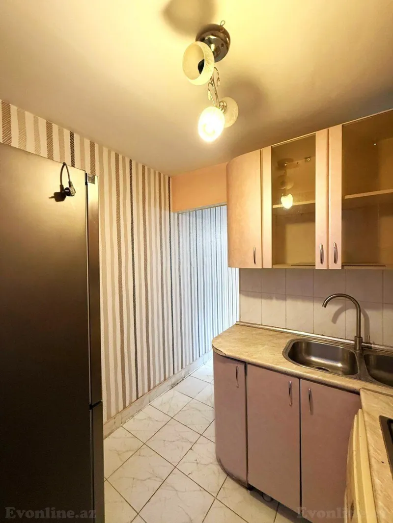 Kirayə verilir 3 otaqlı Mənzil Köhnə tikili 70 m² Elmlər Akademiyası m. - şəkil 7