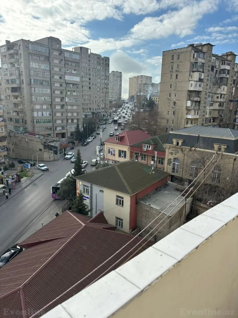 Kirayə verilir 2 otaqlı Mənzil Köhnə tikili 65 m² Yeni Yasamal