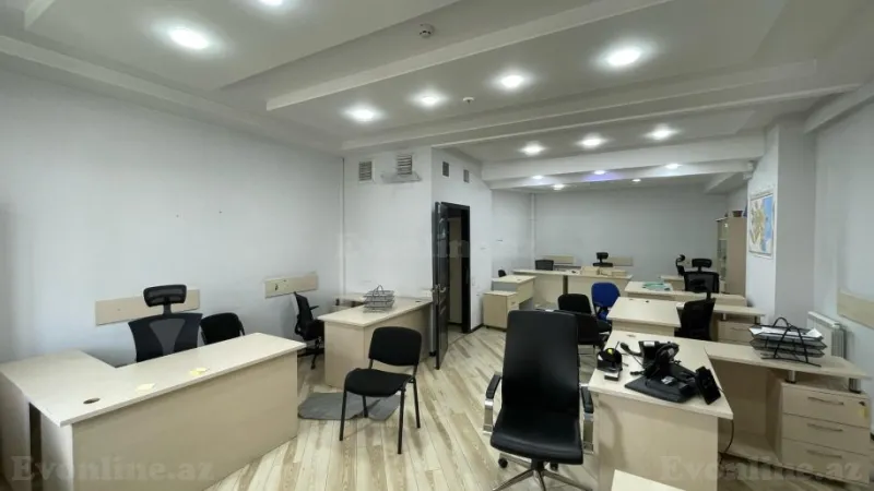 Kirayə verilir Ofis 820 m² 28 May m. - şəkil 8