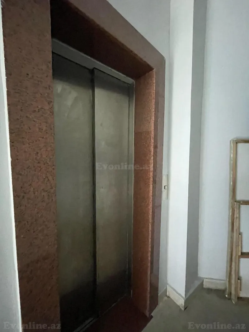Kirayə verilir Ofis 820 m² 28 May m. - şəkil 20