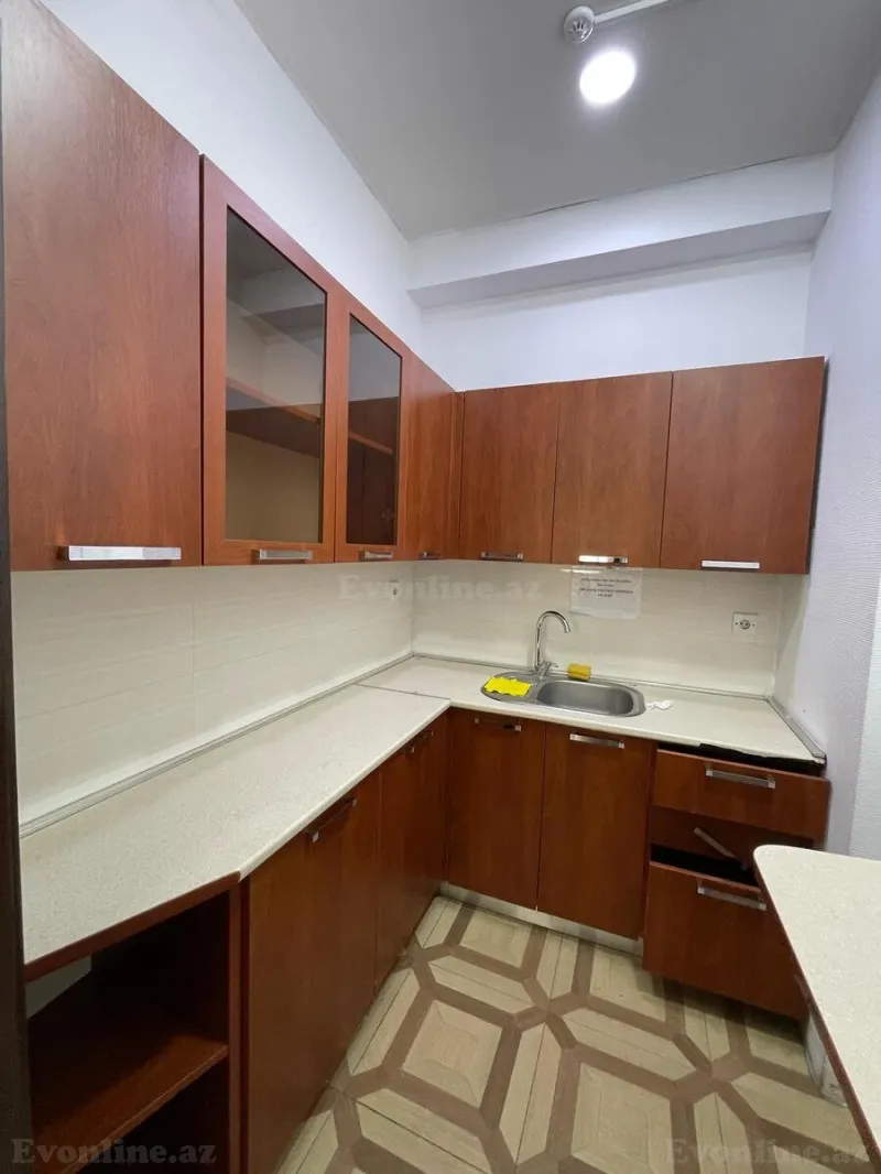 Kirayə verilir Ofis 820 m² 28 May m. - şəkil 21
