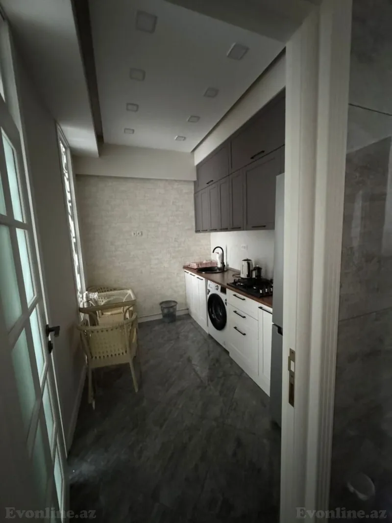 Kirayə verilir 2 otaqlı Mənzil Yeni tikili 60 m² İnşaatçılar m. - şəkil 6