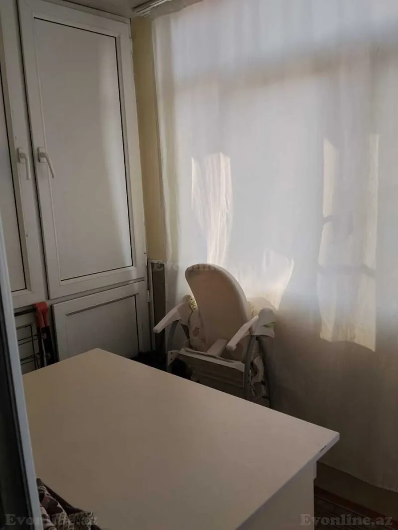 Satılır 3 otaqlı Mənzil Köhnə tikili 75 m² Binəqədi r. - şəkil 7