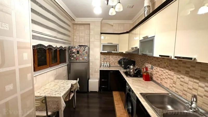 Satılır 2 otaqlı Mənzil Yeni tikili 65 m² Azadlıq prospekti m. - şəkil 4