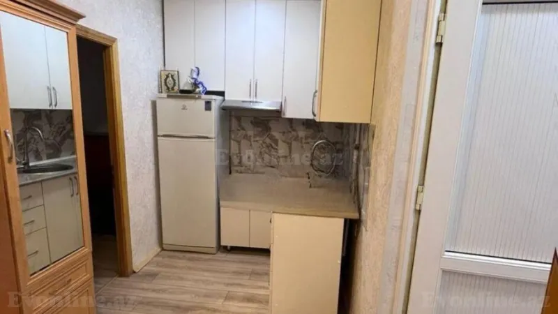 Satılır 3 otaqlı Mənzil Köhnə tikili 65 m² Əhmədli m. - şəkil 3