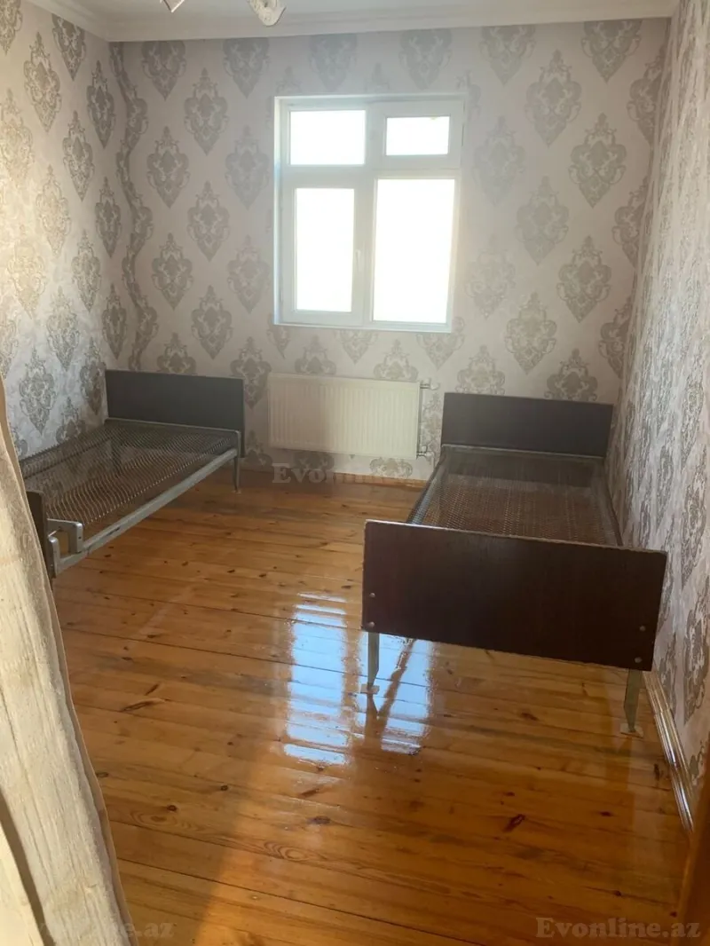 Kirayə verilir 3 otaqlı Mənzil Köhnə tikili 120 m² Xətai r.