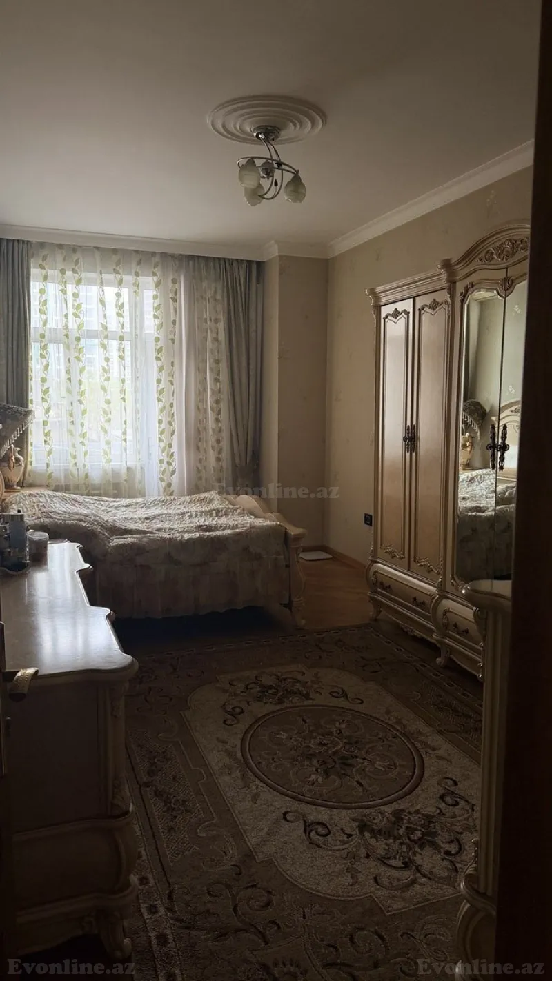 Kirayə verilir 2 otaqlı Mənzil Yeni tikili 100 m² Kubinka