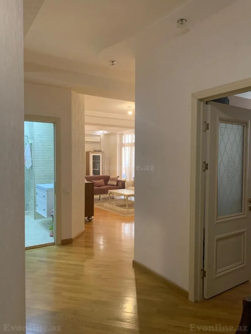 Satılır 3 otaqlı Mənzil Yeni tikili 115 m² Neftçilər m. - şəkil 8