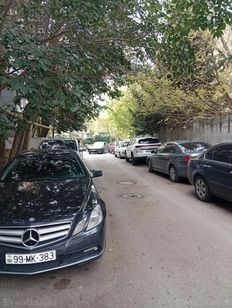 Kirayə verilir 1 otaqlı Mənzil Köhnə tikili 50 m² Yasamal - şəkil 2