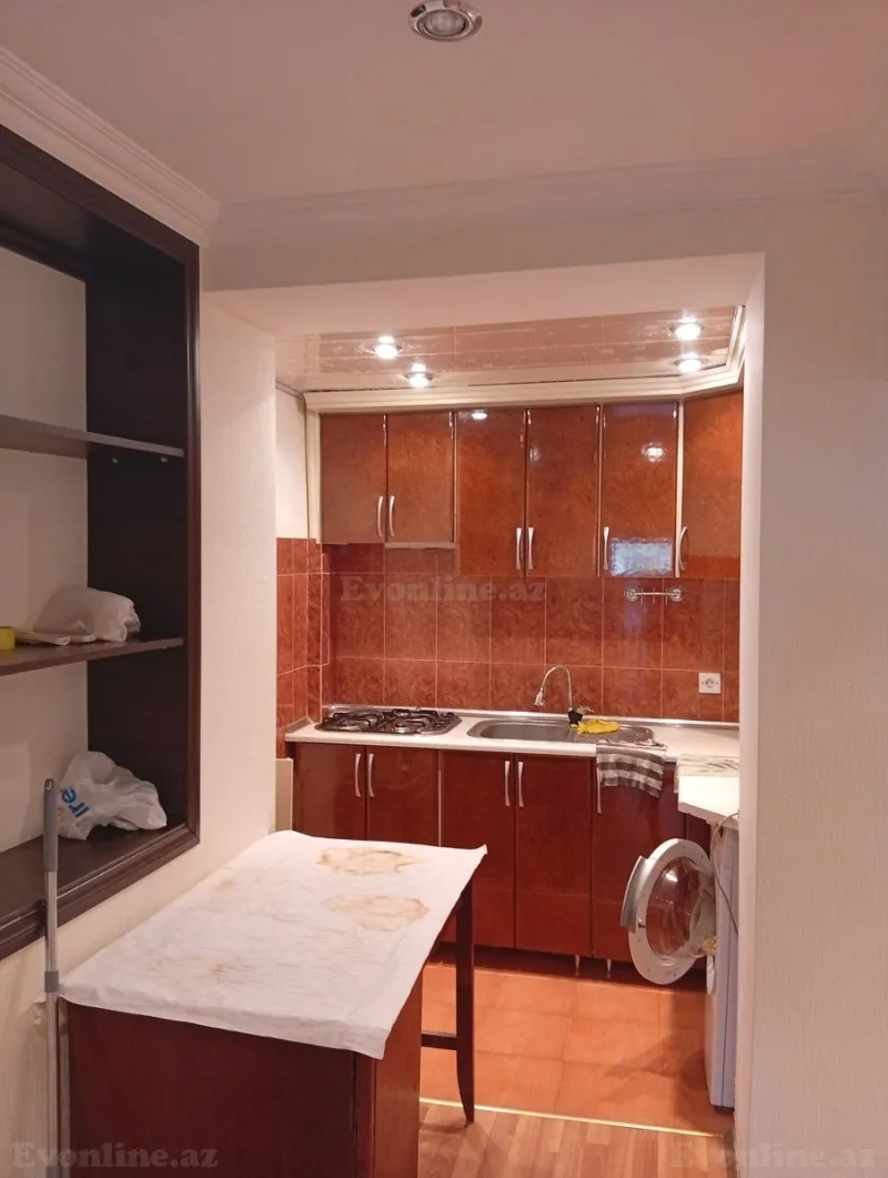 Kirayə verilir 1 otaqlı Mənzil Köhnə tikili 50 m² Yasamal - şəkil 9