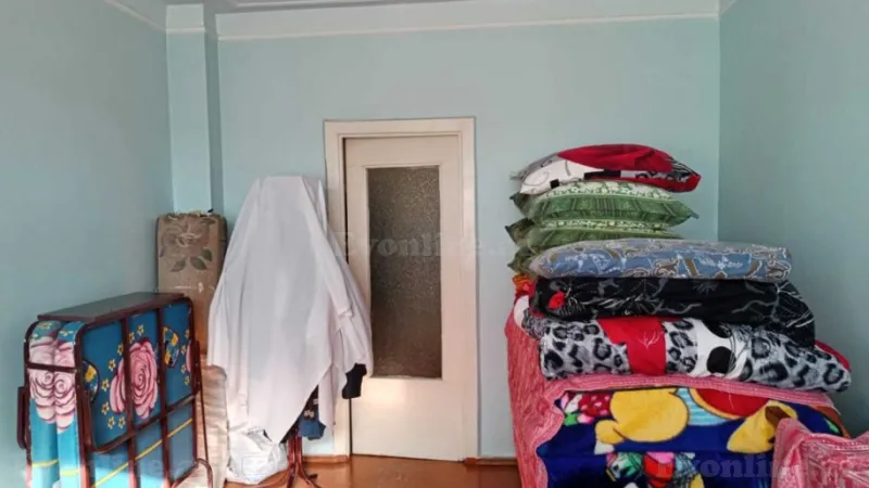 Satılır 3 otaqlı Mənzil Köhnə tikili 80 m² Qaraçuxur
