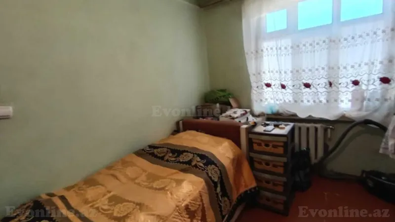 Satılır 3 otaqlı Mənzil Köhnə tikili 80 m² Qaraçuxur - şəkil 2