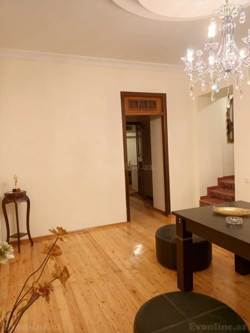 Satılır 2 otaqlı Mənzil Köhnə tikili 52 m² Nəriman Nərimanov m. - şəkil 2
