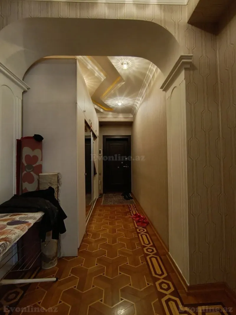 Satılır 4 otaqlı Mənzil Yeni tikili 180 m² 8-ci kilometr - şəkil 3