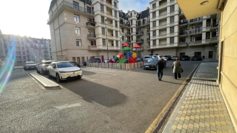 Kirayə verilir 3 otaqlı Mənzil Yeni tikili 126 m² Xətai m. - şəkil 4