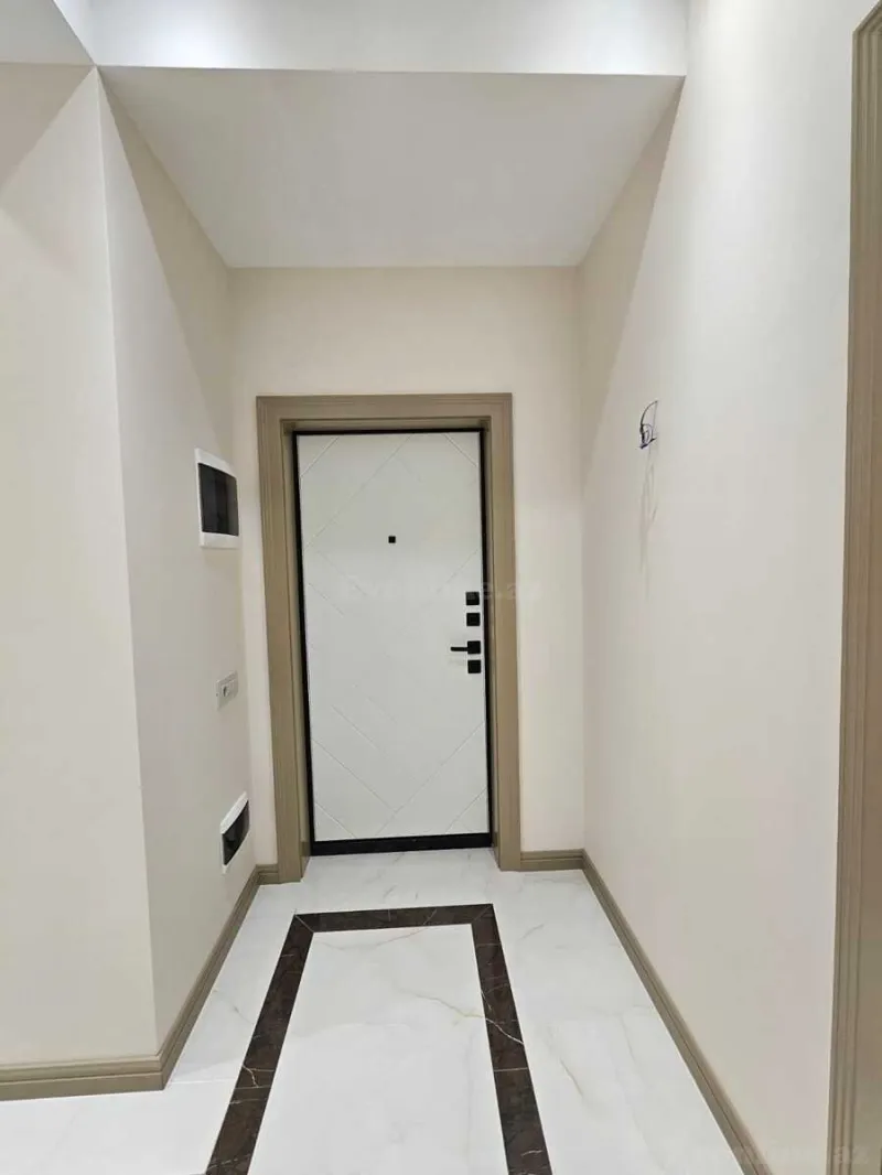 Satılır 4 otaqlı Mənzil Yeni tikili 130 m² Nizami m. - şəkil 4