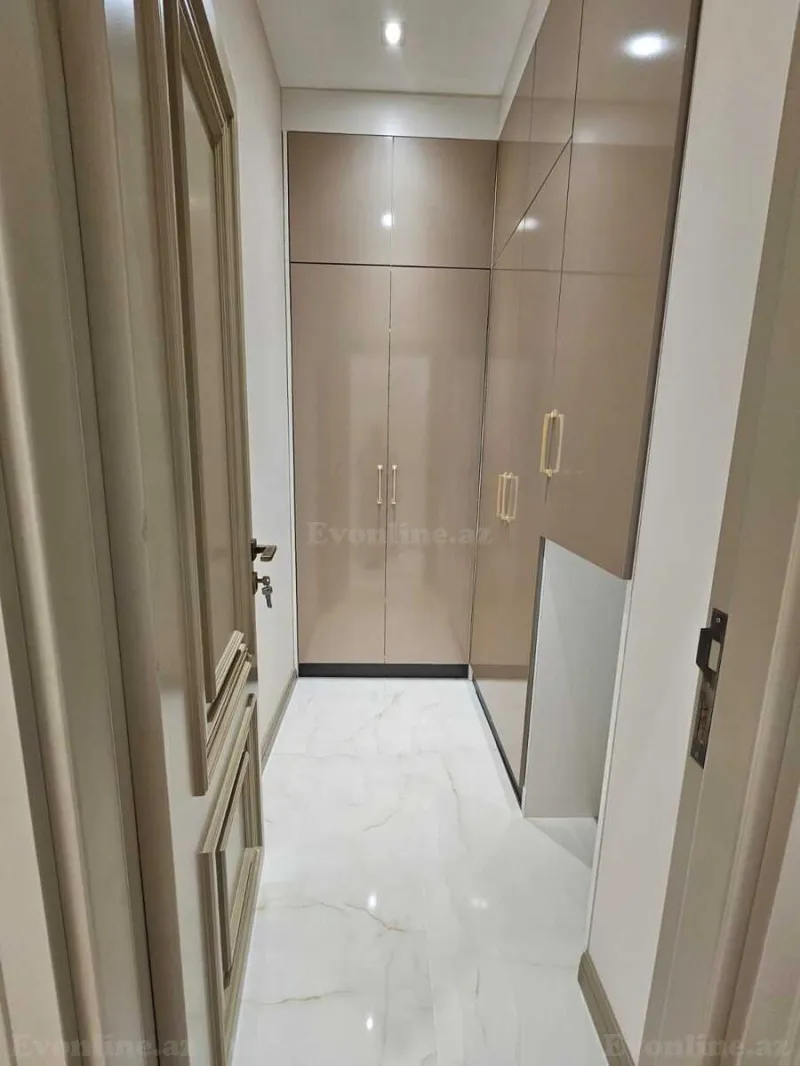 Satılır 4 otaqlı Mənzil Yeni tikili 130 m² Nizami m. - şəkil 10