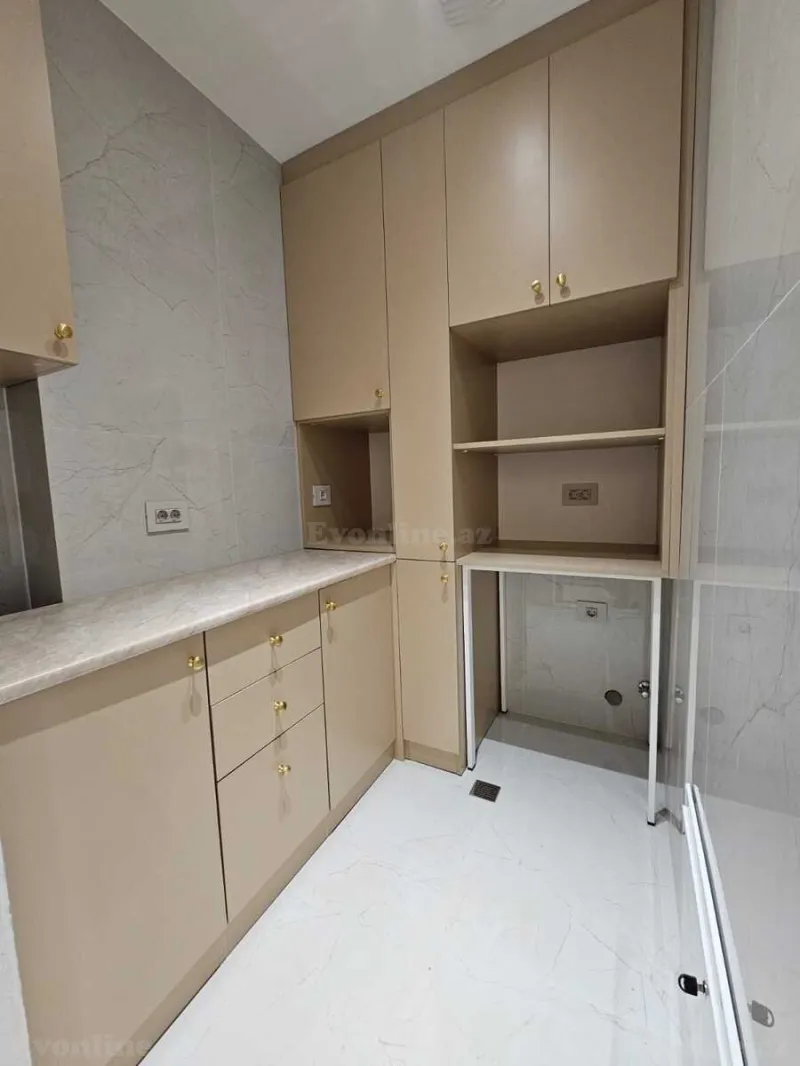 Satılır 4 otaqlı Mənzil Yeni tikili 130 m² Nizami m. - şəkil 17