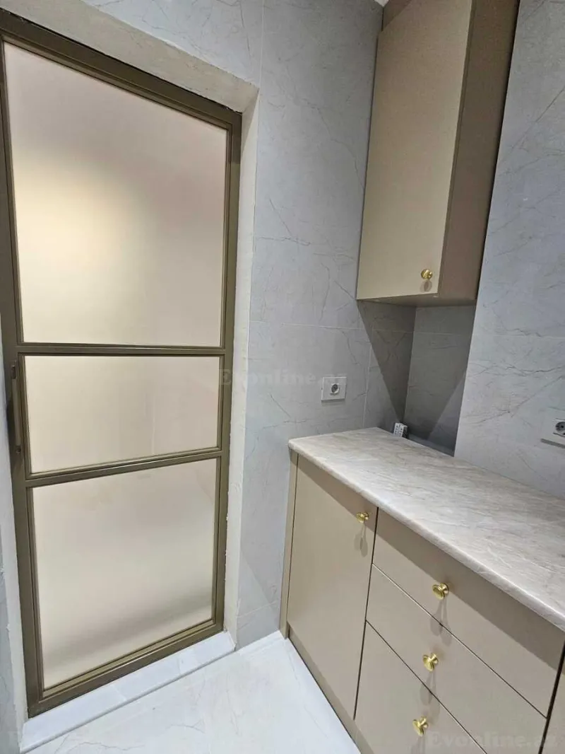 Satılır 4 otaqlı Mənzil Yeni tikili 130 m² Nizami m. - şəkil 18