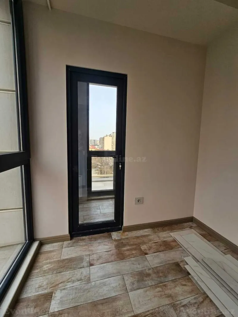 Satılır 4 otaqlı Mənzil Yeni tikili 130 m² Nizami m. - şəkil 23