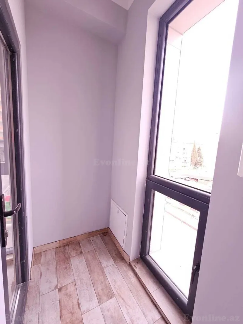 Satılır 4 otaqlı Mənzil Yeni tikili 130 m² Nizami m. - şəkil 24