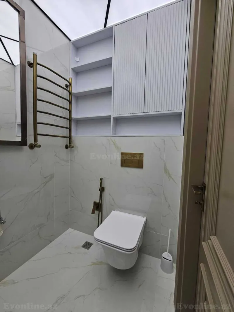Satılır 4 otaqlı Mənzil Yeni tikili 130 m² Nizami m. - şəkil 27